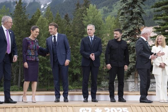 G7