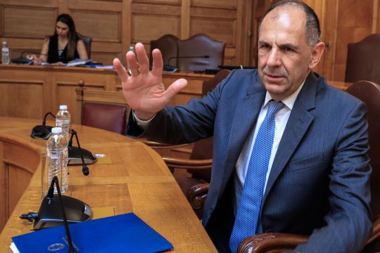 Μέσα στις επόμενες δύο εβδομάδες, ο υπουργός Εξωτερικών Γιώργος Γεραπετρίτης θα πραγματοποιήσει διπλή επίσκεψη στη Λιβύη