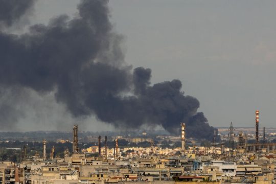 Η πρόσφατη φωτιά σε μονάδα ανακύκλωσης στη Σίνδο