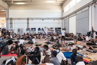Μετανάστες και πρόσφυγες από τη Λιβύη στην Κρήτη