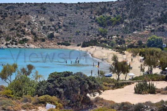 Η παραλία στο πανέμορφο Λιβάδι