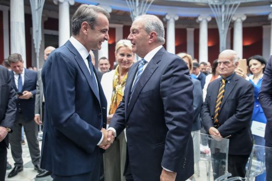 Από παλαιότερη συνάντηση του Κ. Μητσοτάκη με τον Κ. Καραμανλή