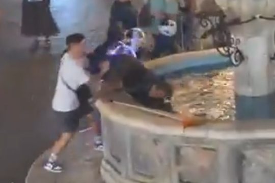 άστεγος σιντριβάνι