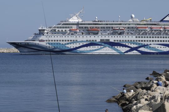 Κρουαζιερόπλοιο - Τουρίστες