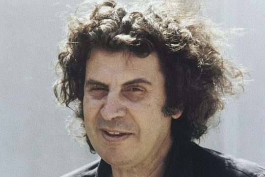 Μίκης Θεοδωράκης