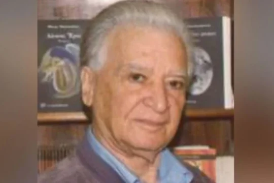Μηνάς Παπάζογλου