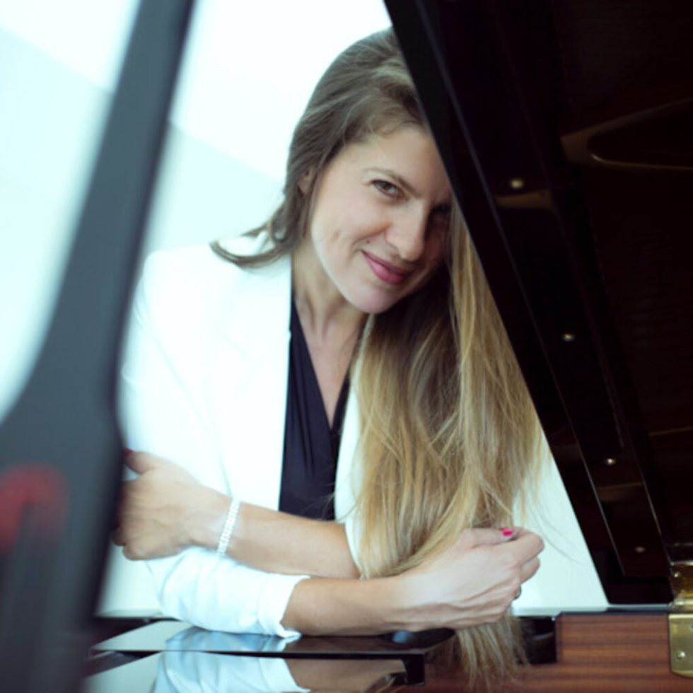 leuki karpodini
