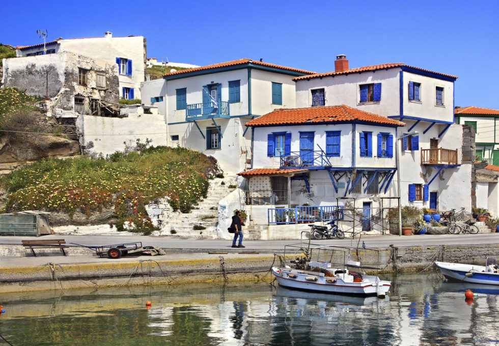 Ειδυλλιακή εικόνα στο λιμανάκι του Αη Στράτη