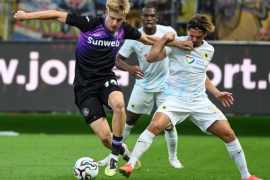 ANDERLECHT_AEK_1020_1