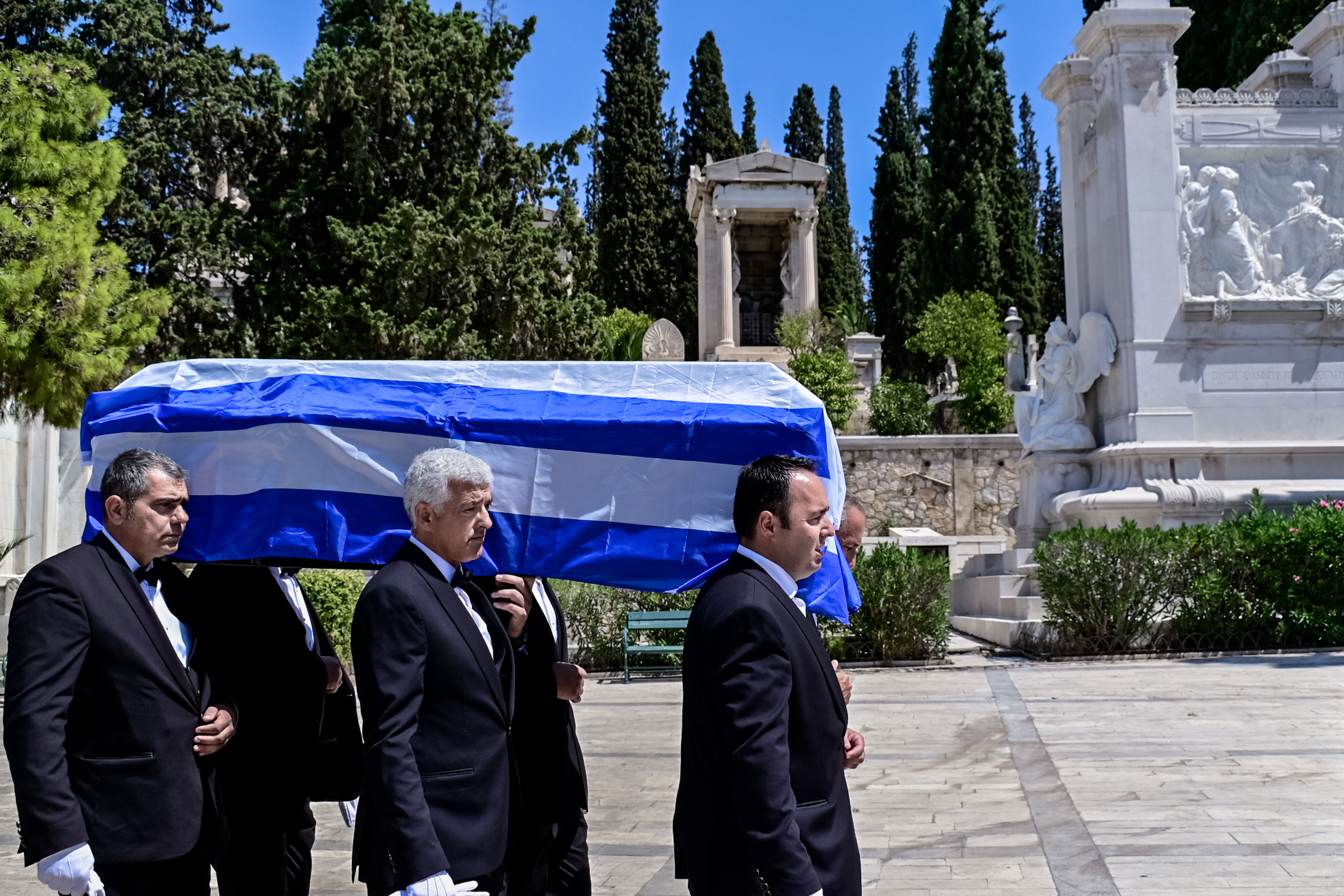 Κωνσταντάρας κηδεία