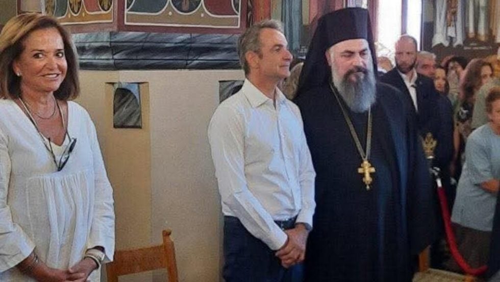 Ντόρα Μπακογιάννη και Κυριάκος Μητσοτάκης δίπλα στον Μελχισεδέκ