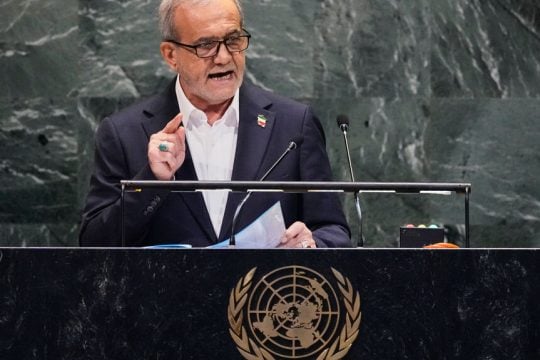 O Μασούντ Πεζεσκιάν στην προχθεσινή ομιλία του ενώπιον της Γενικής Συνέλευσης του ΟΗΕ