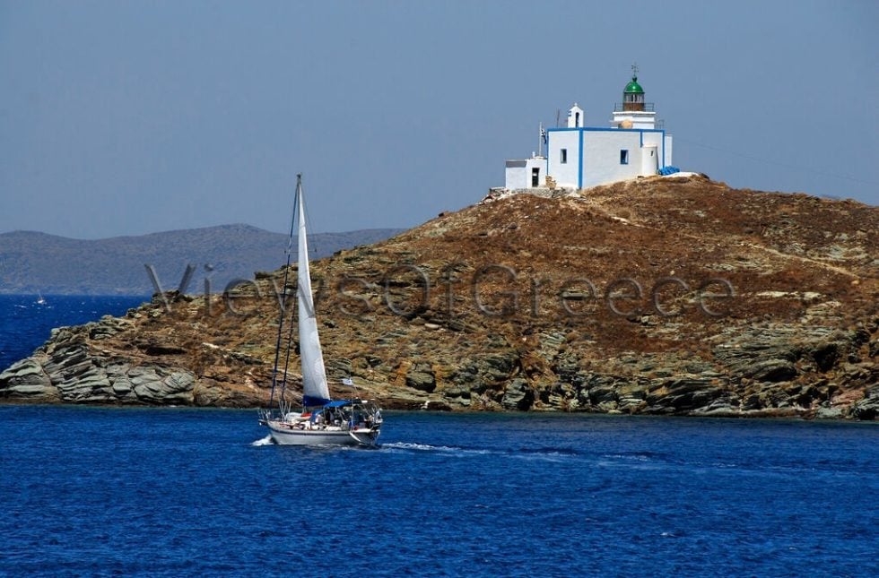 Ο φάρος του Αγίου Νικολάου στο Βουρκάρι