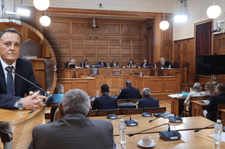 Από τη χτεσινή συνεδρίαση της εξεταστικής επιτροπής για το σκάνδαλο ΟΠΕΚΕΠΕ. Αριστερά, ο πρώην πρόεδρος του ΟΠΕΚΕΠΕ, Κυριάκος Μπαμπασίδης