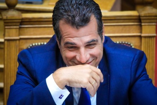 Επίδειξη δύναμης Πλεύρη για το άσυλο Τζαβέντ Ασλάμ: Θα το παρακολουθώ με ενδιαφέρον