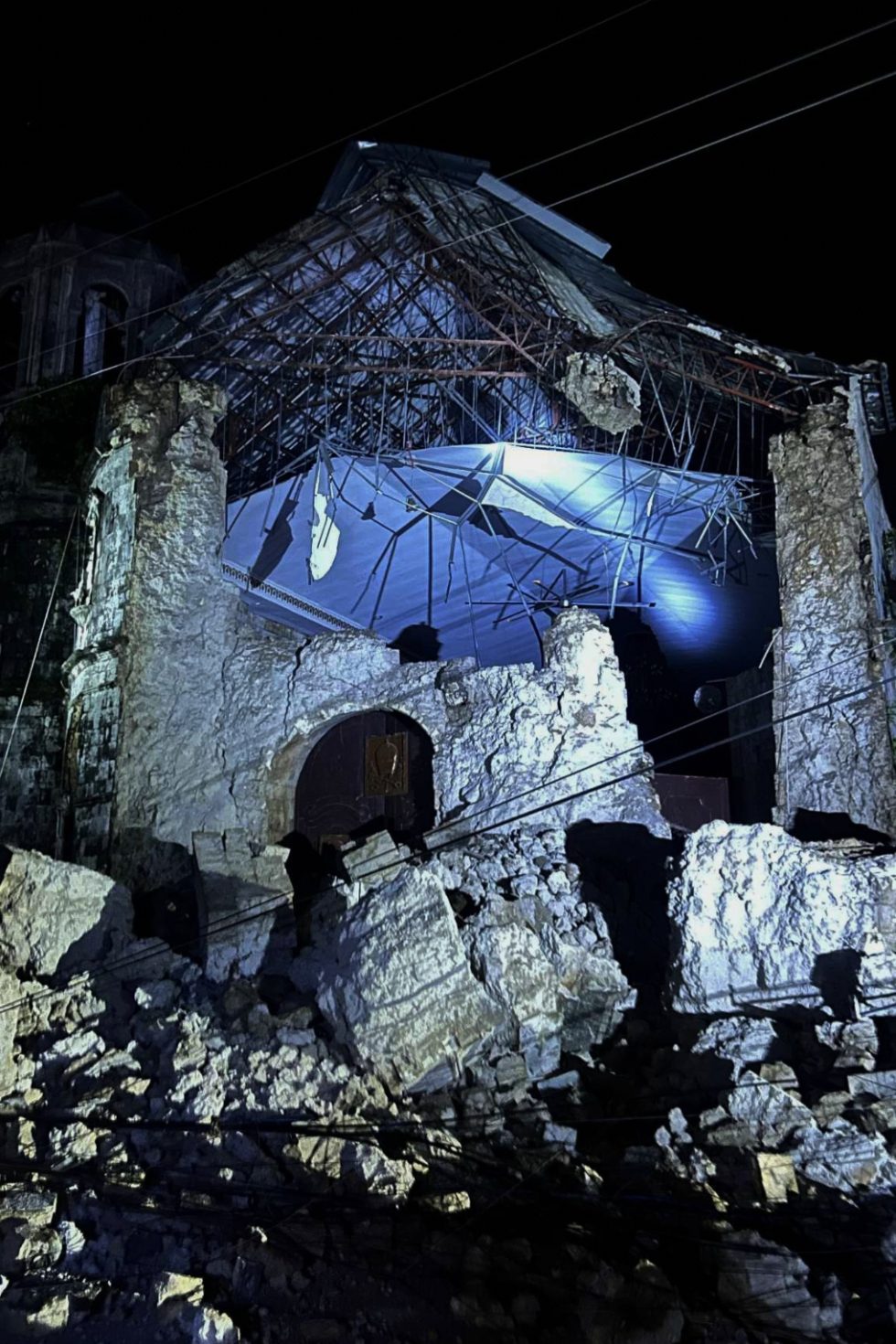 Filippines_Seismos_1020_2