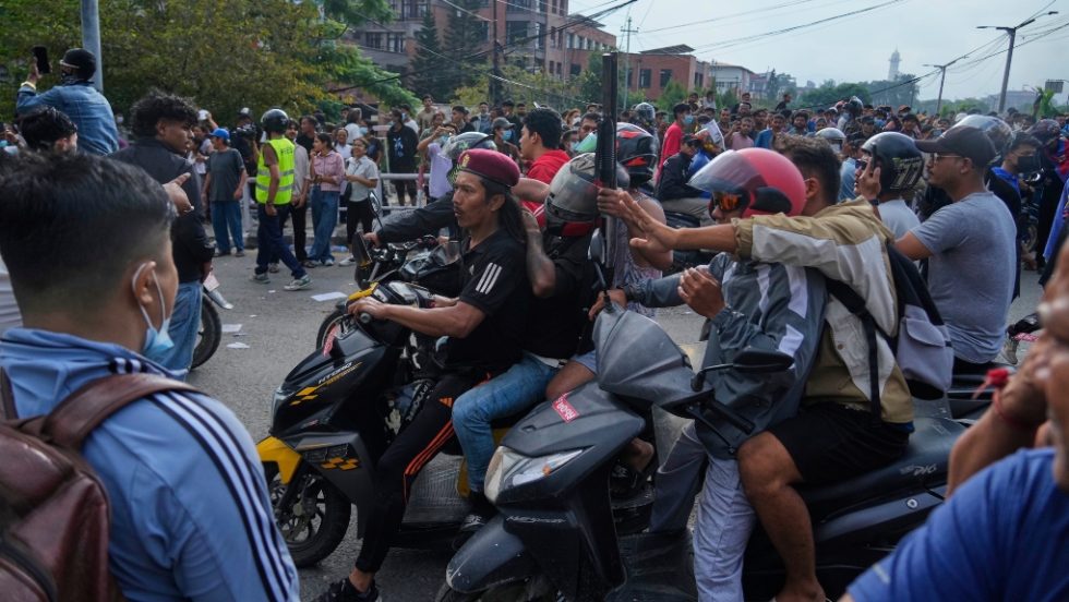Nepal_Diadiloseis_1020_3