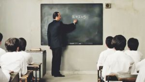 Πόσο κάνει 2+2;