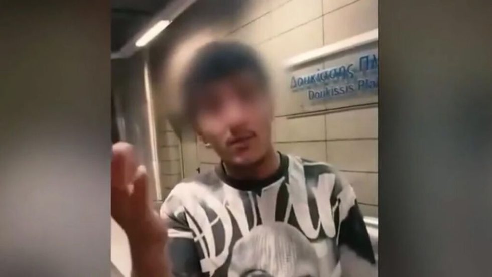 Λεκτική επίθεση νεαρού Ιρακινού κατά υπαλλήλου του μετρό