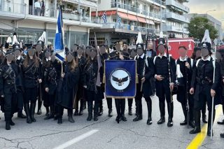 Οι «πατριώτες» της ΕΟΝ που υμνούν τον δικτάτορα Μεταξά και λοιδορούν τη Δημοκρατία