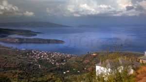 Εξώστες στο πέλαγος