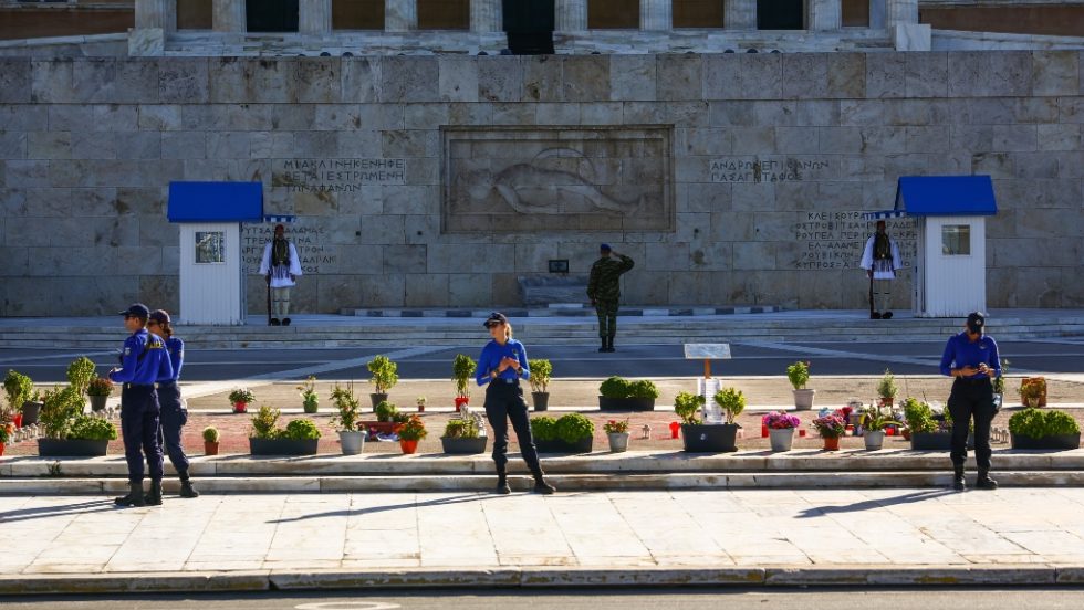 Astynomia_Agnostos_Parelasi_1020_1