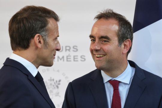 Macron_Lecornu_1020