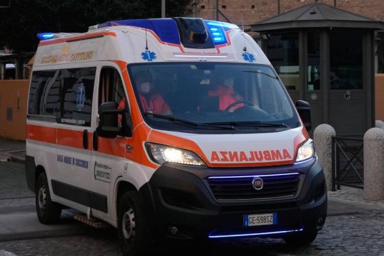 Διαρροή φυσικού αερίου στη Ρώμη: Δύο σοβαρά τραυματίες - δεκάδες σπίτια εκκενώθηκαν [βίντεο]