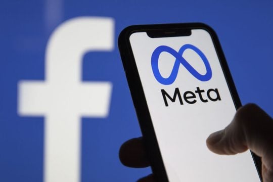 Προβλήματα στο Facebook - Δεν μπορούν να έχουν πρόσβαση στο περιεχόμενο οι χρήστες