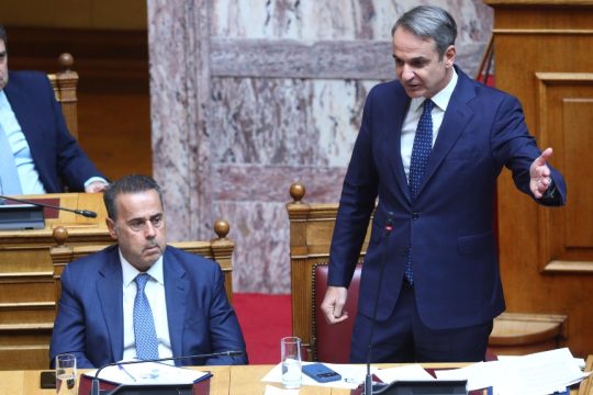 Mitsotakis_Vouli_1020_1