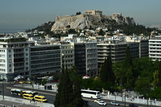 Ακρόπολη, ακίνητα