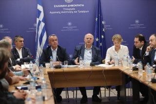 Συνάντηση αγροτών με Τσιάρα-Χατζηδάκη