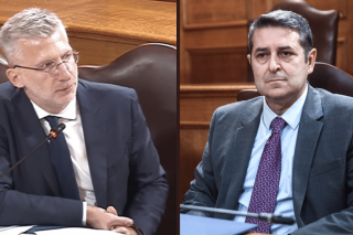 Γιώργος Μυλωνάκης, υφυπουργός παρά τω πρωθυπουργώ και Χρήστος (Ακης) Σκέρτσος, πρώην υφυπουργός παρά τω πρωθυπουργώ, νυν υπουργός Επικρατείας.