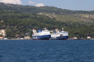 Φέριμποτ στη Σάμο