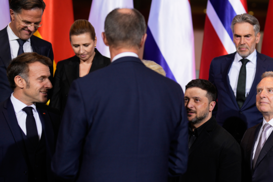 French President Emmanuel Macron, German Chancellor Friedrich Merz, Ukraine's President Volodymyr Zelenskyy, and Steve Witkoff, from left, stand together in the chancellery in Berlin