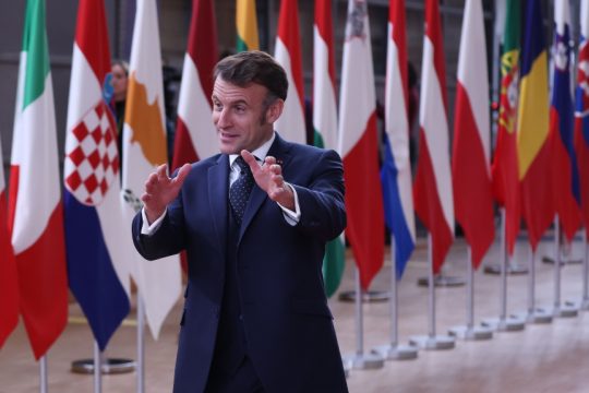 Macron_1020