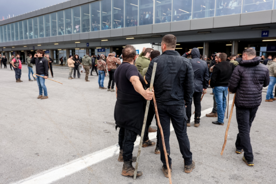 Αγρότες αεροδρόμιο Κρήτη