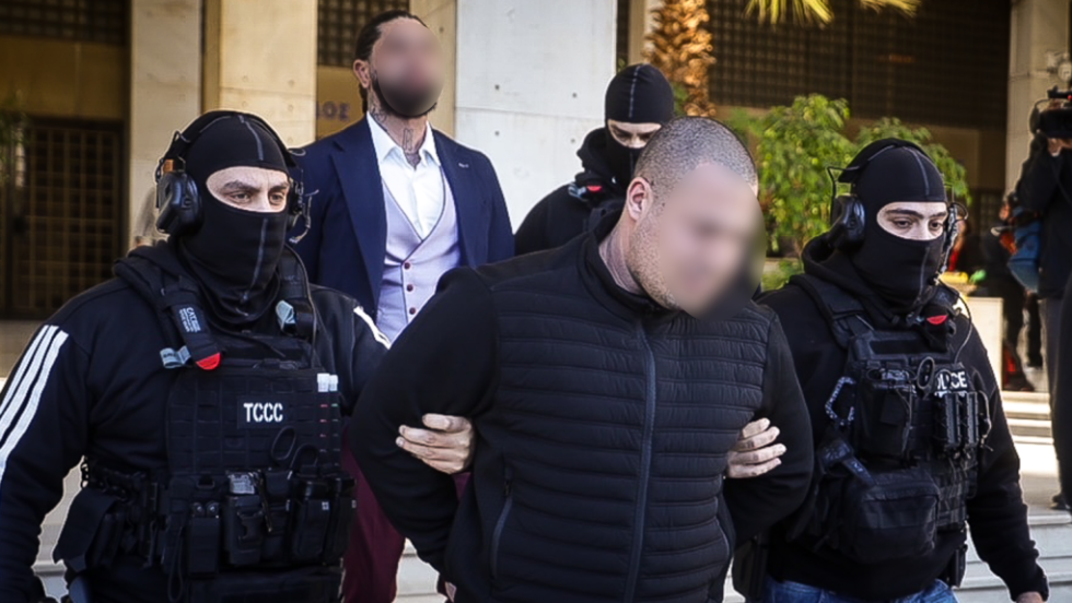 Συλληφθέντες Φοινικούντα