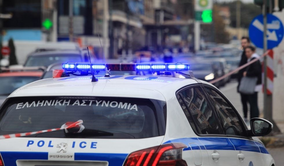 Θεσσαλονίκη: Στη φυλακή 33χρονος που πέταξε βάζα με βενζίνη στο σπίτι της πρώην συντρόφου του