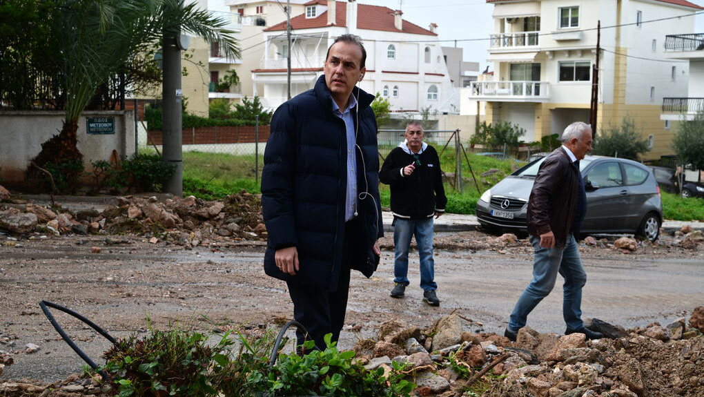 Ο δήμαρχος Γλυφάδας Γιώργος Παπανικολάου | ΤΑΤΙΑΝΑ ΜΠΟΛΑΡΗ/EUROKINISSI