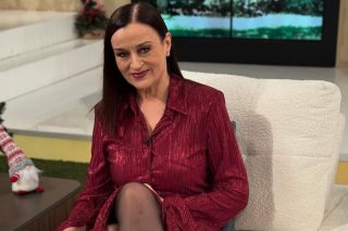 Καρυοφυλλιά Καραμπέτη