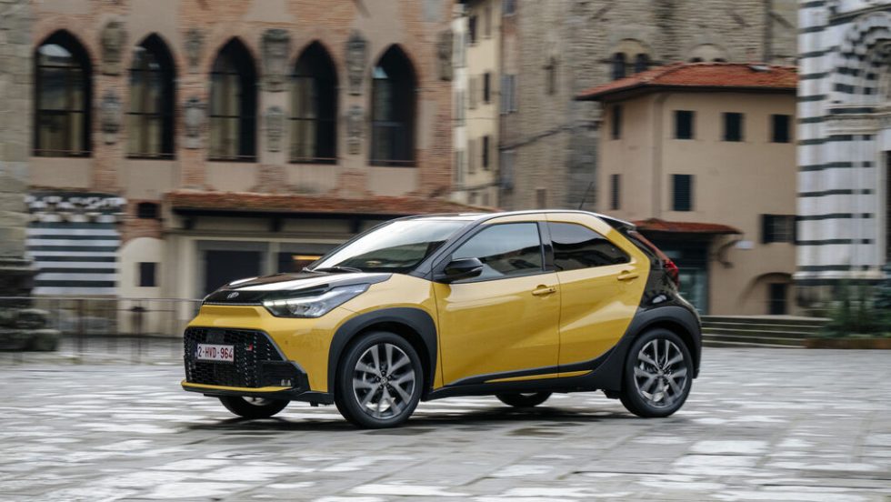 TOYOTA AYGO X HYBRID