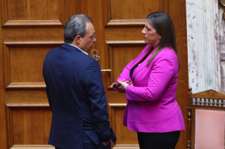 ο Σωκράτης Φάμελλος και η Ζωή Κωνσταντοπούλου