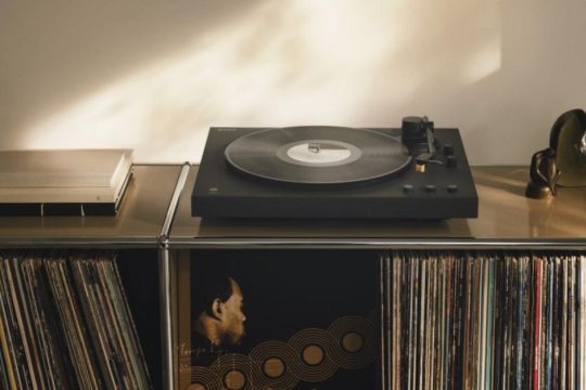 Η Sony επεκτείνει τη σειρά πικάπ της με νέα ασύρματα μοντέλα