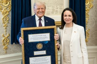 Nobel_1020