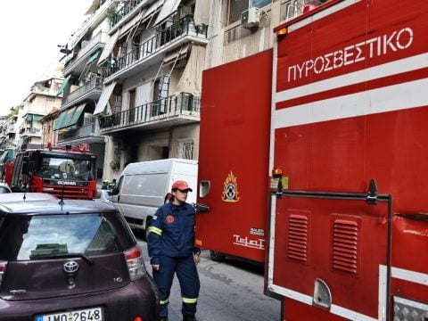 Θεσσαλονίκη: Νεκρή 80χρονη - Το σπίτι της τυλίχθηκε στις φλόγες