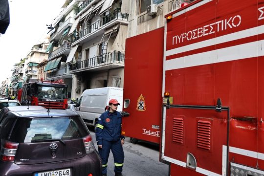 Μυστήριο με τρεις διαδοχικές φωτιές σε Περιστέρι, Νέα Φιλαδέλφεια και Μοσχάτο μέσα σε μία ώρα