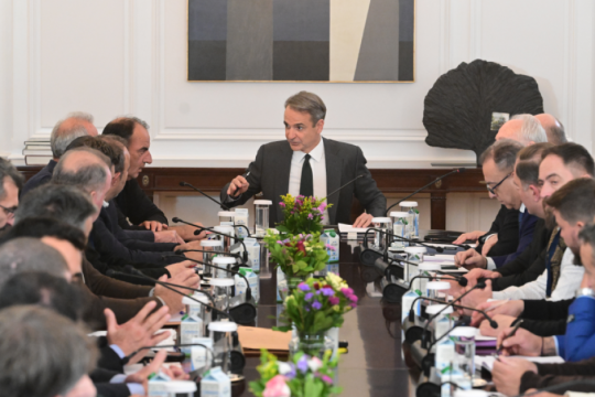 Στρώνει το «έδαφος» με τους αγρότες: Δεν μπορούμε να συμφωνούμε σε όλα