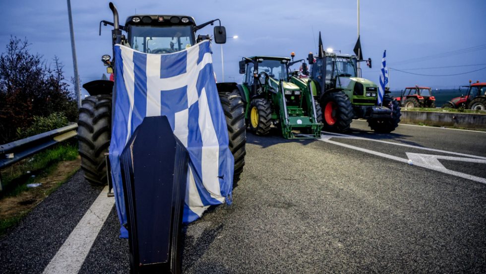 Μπλόκα αγρότες
