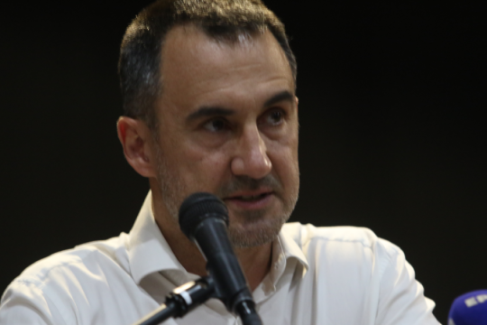 Ανησυχία Χαρίτση για τους Κούρδους: Kινδυνεύουν με εθνοκάθαρση